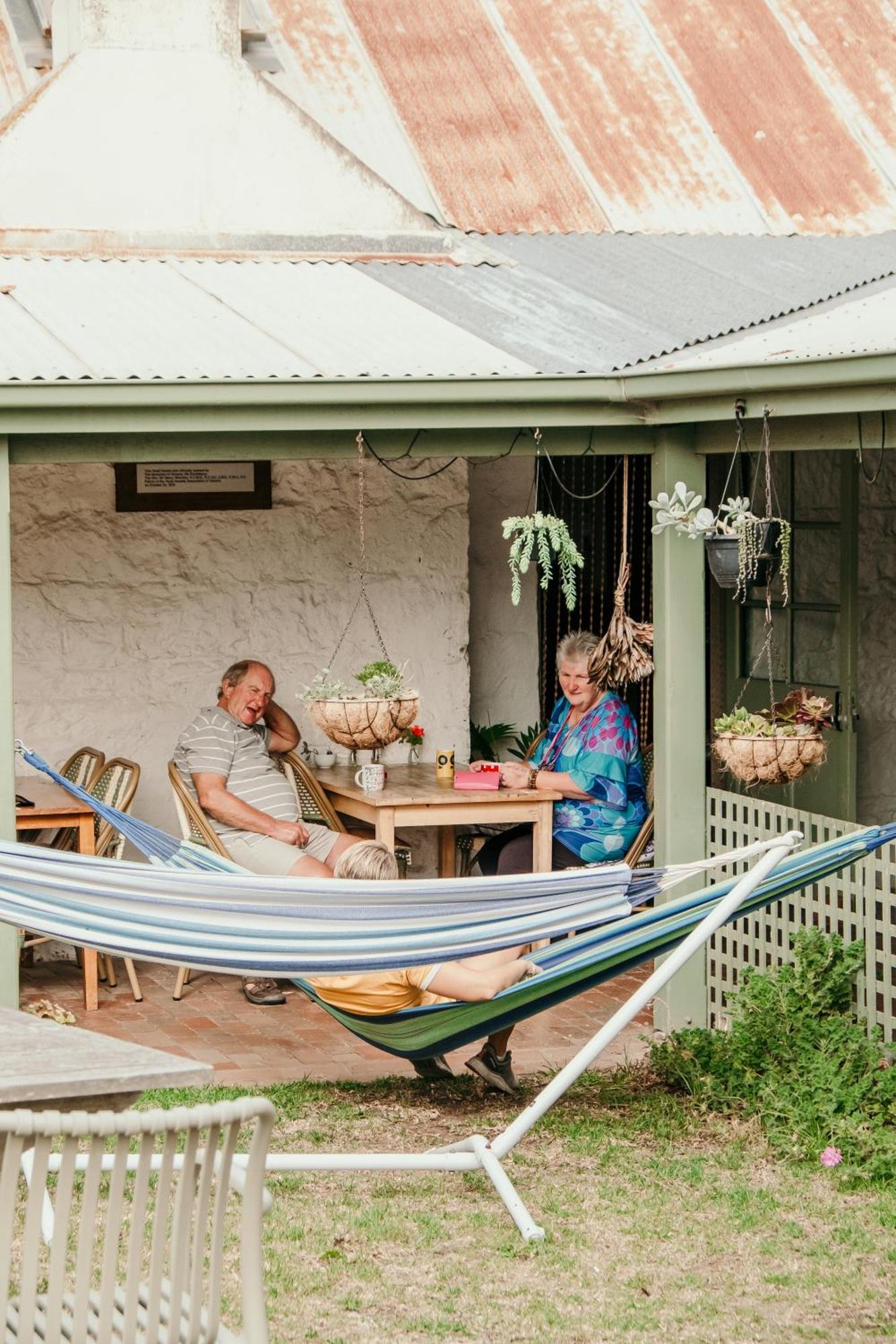 Auberge de jeunesse The Wandering Whale Port Fairy Extérieur photo