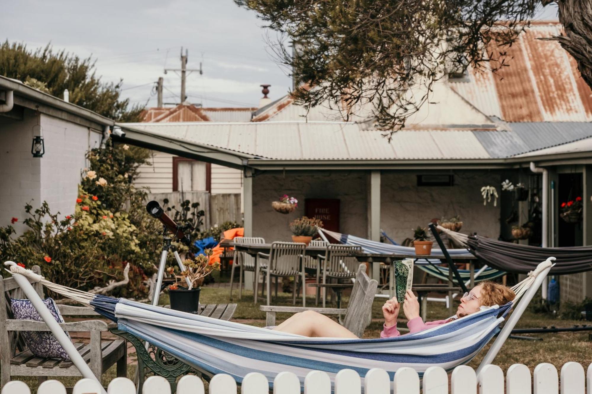 Auberge de jeunesse The Wandering Whale Port Fairy Extérieur photo